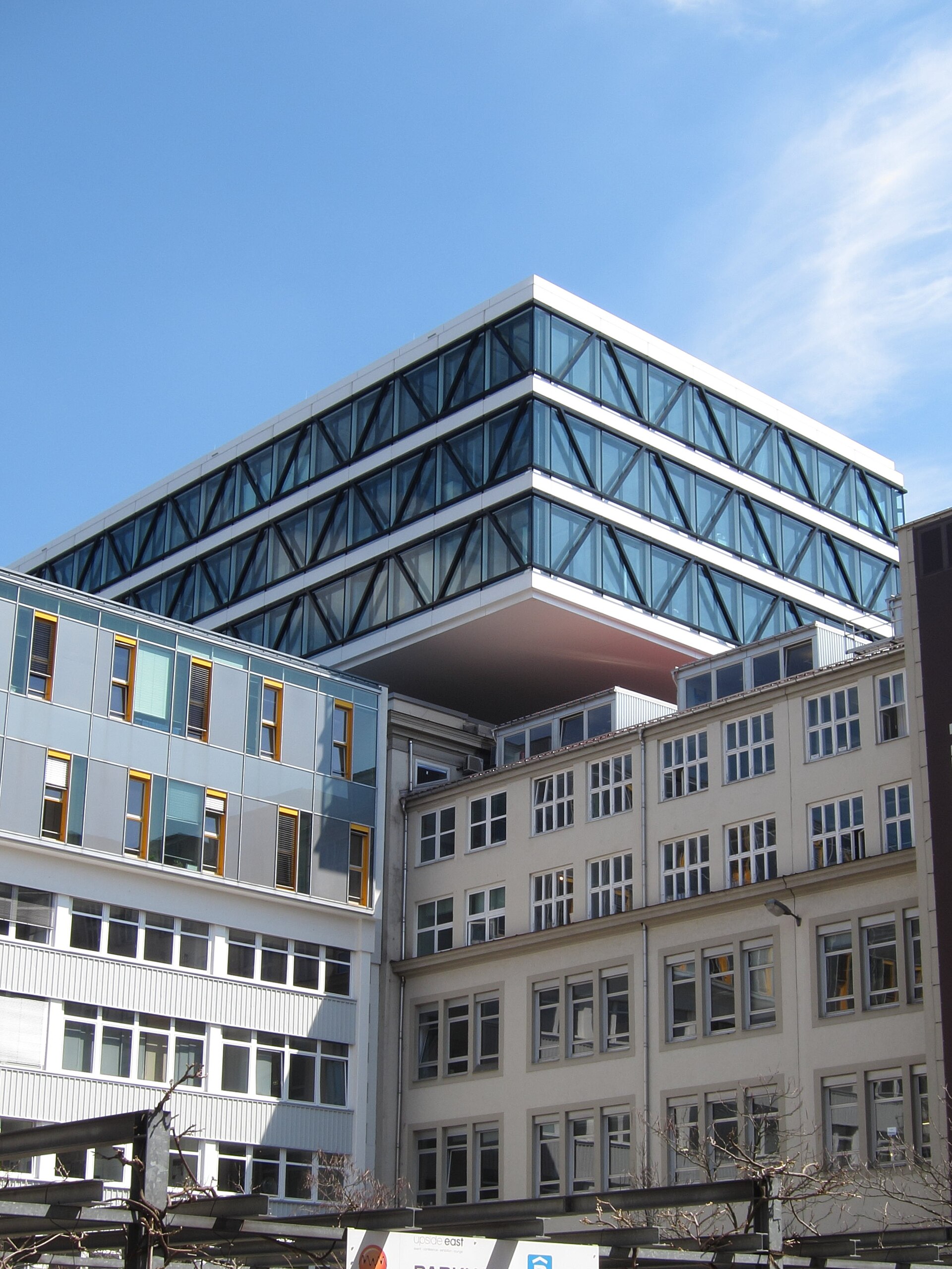 Medien Brücke