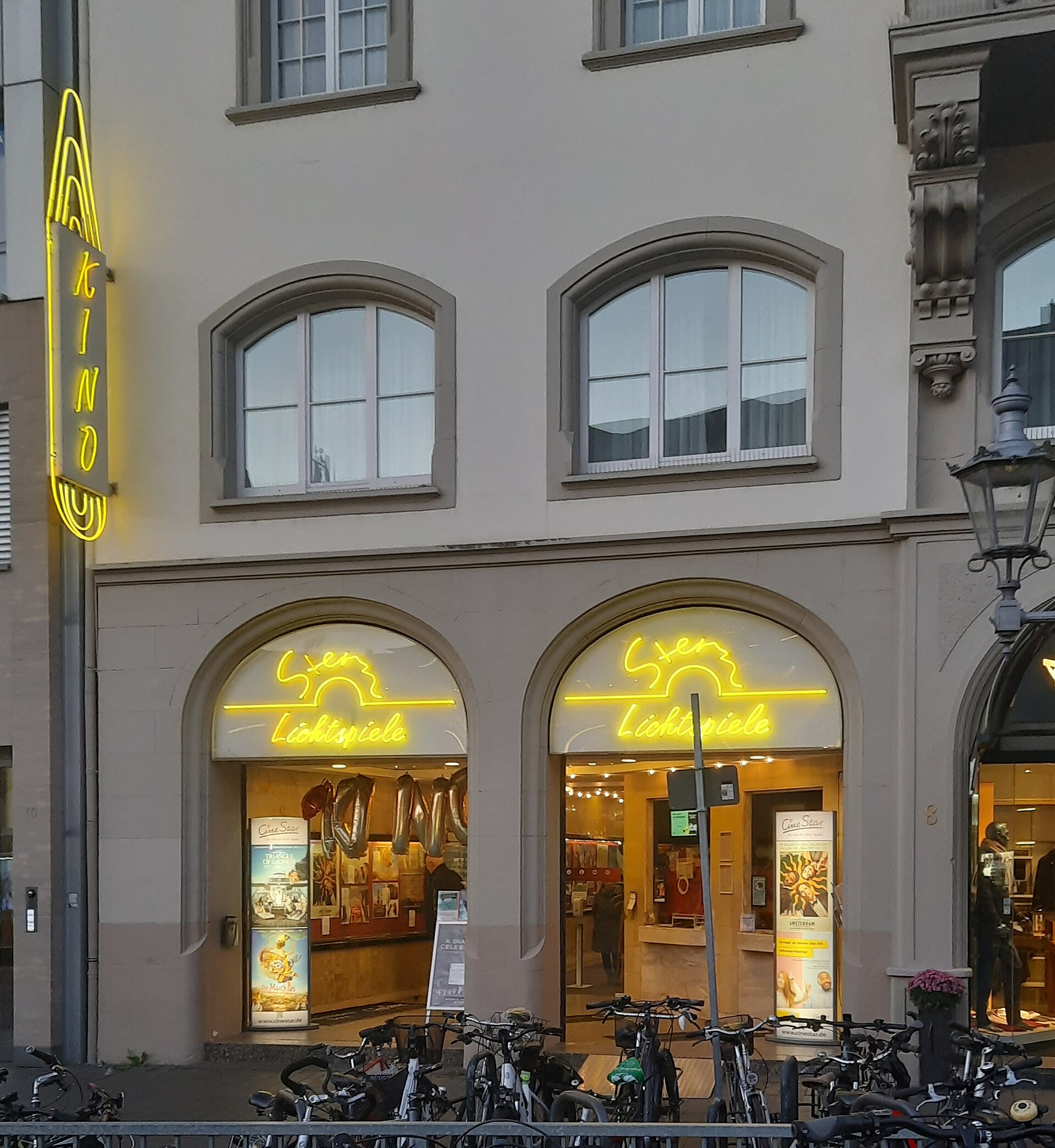 Sternlichtspiele